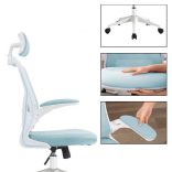 Ergonomikus irodai szék deréktámasszal, fejtámlával, világoskék 