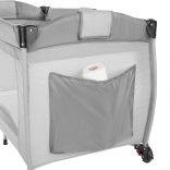 Utazóágy pelenkázó lappal és játékhíddal, szürke