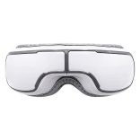 Szem- és halántékmasszírozó készülék