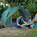 3 személyes sátor 2x2x1,35m, zöld